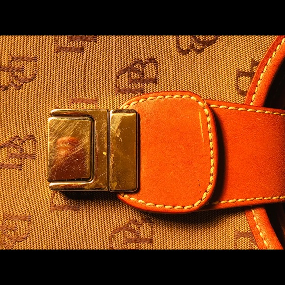 Dooney & Bourke Signature Shoulder Bag - Picture 3 of 8